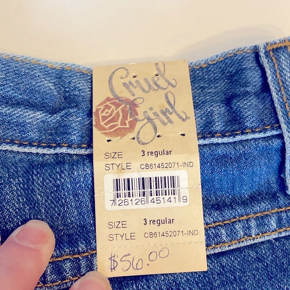 CRUEL GIRL | Dakota Relaxed Stonewashed Women’s Riding Boot Cut Jeans Sz 3 - Picture 6 of 6